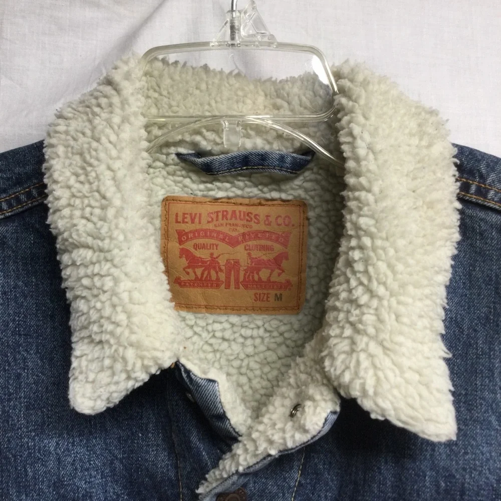 Levis levi type